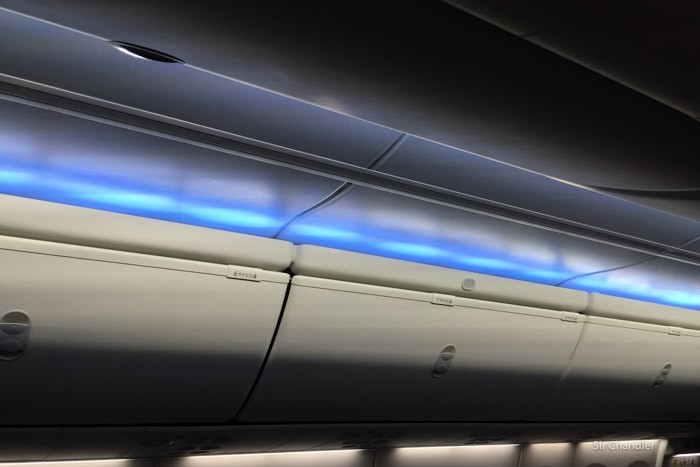 12-techo-737-skyinterior