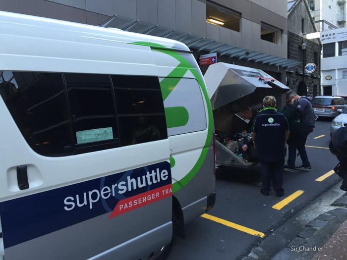 1-shuttle-4043