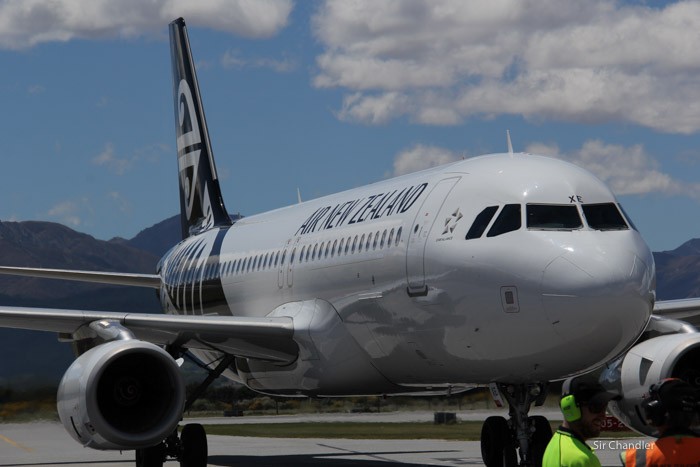 5-320-air-new-zealand