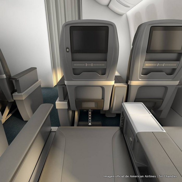 american-airlines-premiumeconony