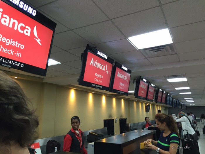 1-avianca-mostradores