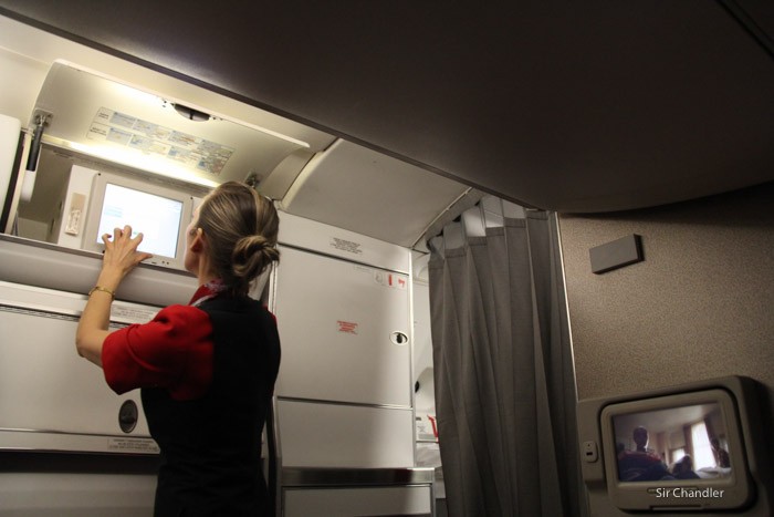 12-cabina-embraer-190-avianca
