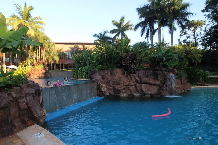 13-pileta-grand-iguazu-hotel
