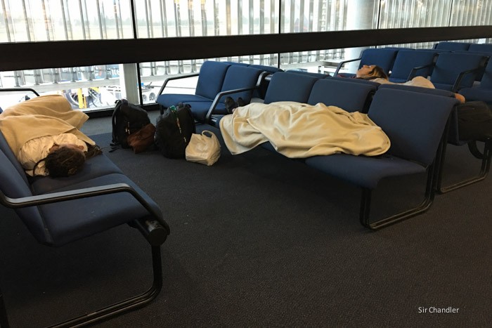 18-dormir-aeropuerto-scl