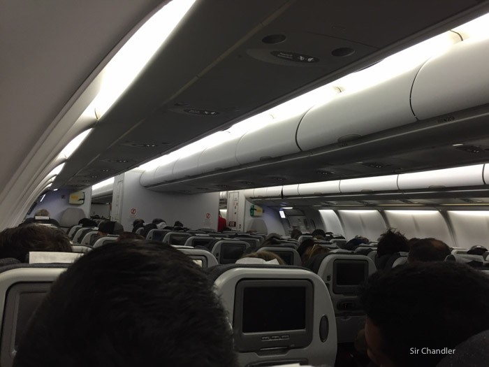 avianca-airbus-330-3135