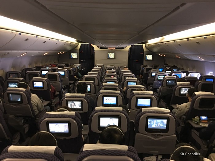 11-777-united-cabina