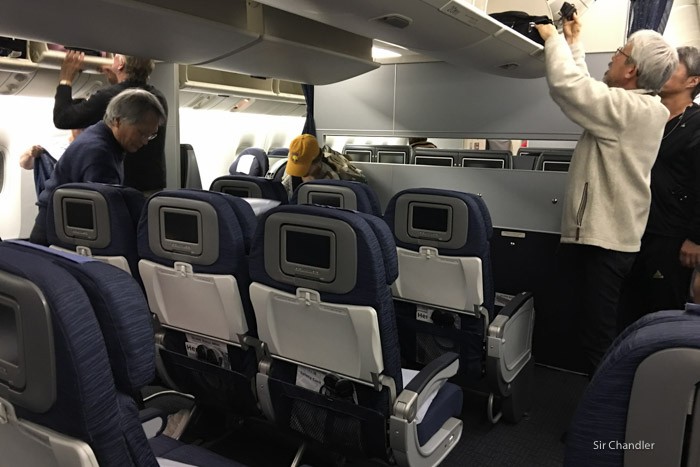 13-777-united-cabina