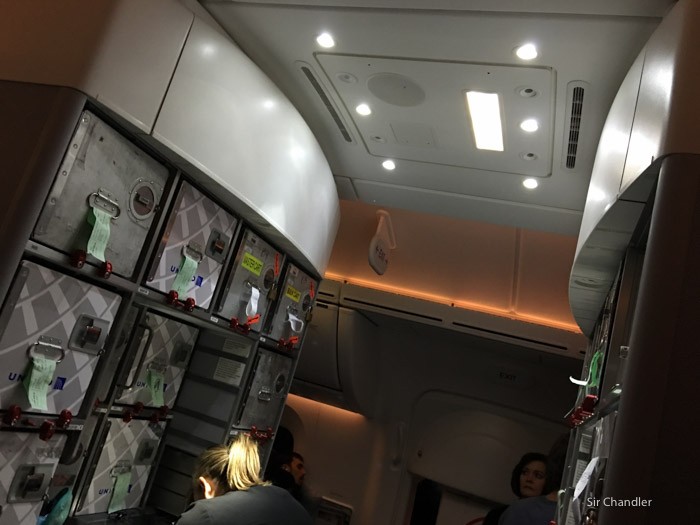14-galley-787