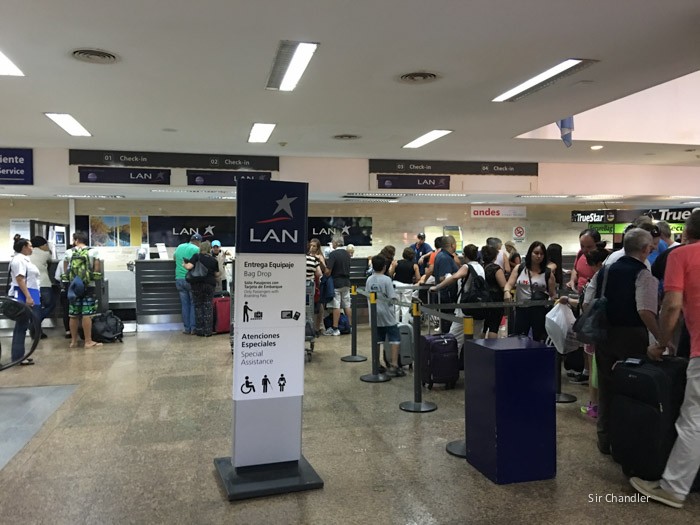 1-iguazu-lan-mostrador