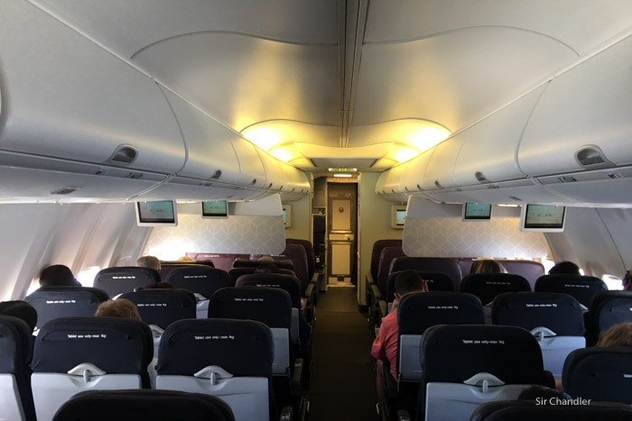 21-cabina-737-qantas