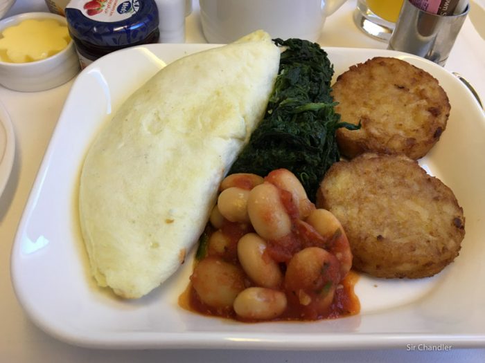 15-emirates-desayuno