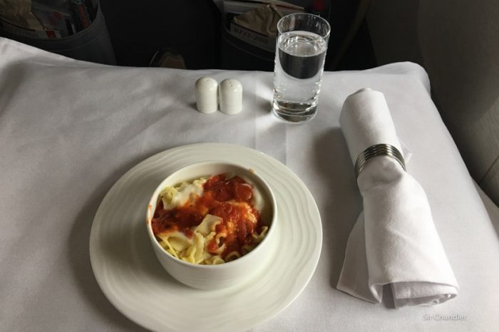 19-emirates-comida-ligera