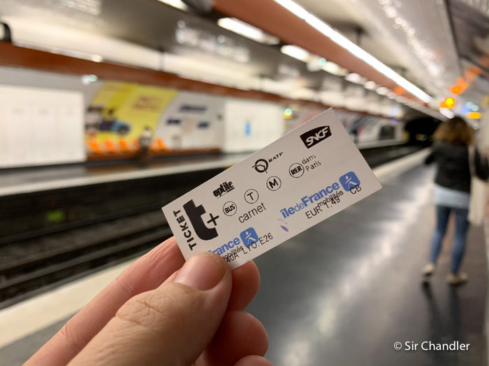Una advertencia sobre el metro de París – Sir Chandler Una advertencia sobre el metro de París – Sir Chandler